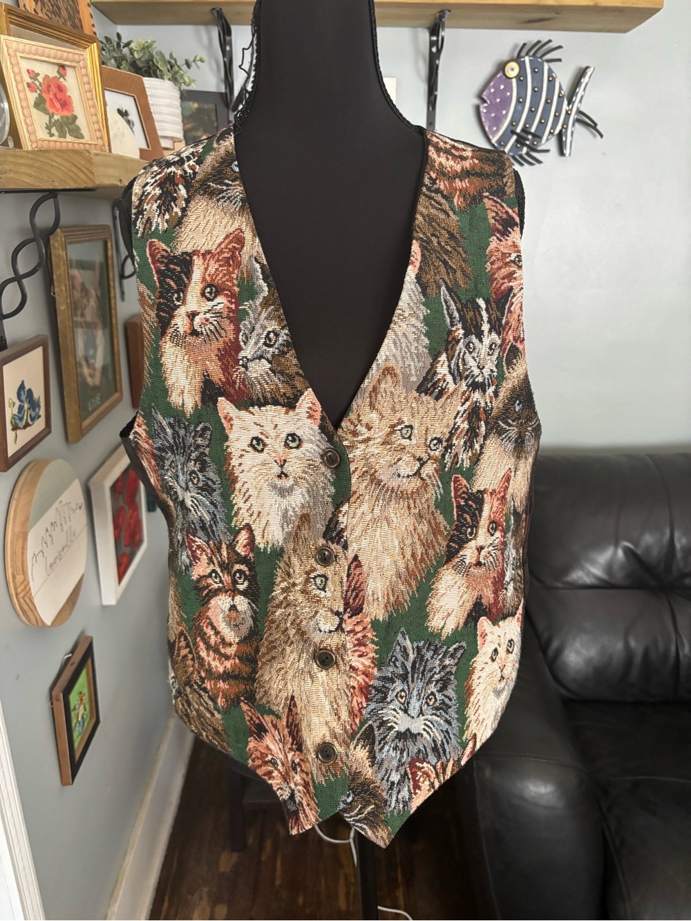 Vtg idea nuova womens XL kitty cat tapestry vest collage